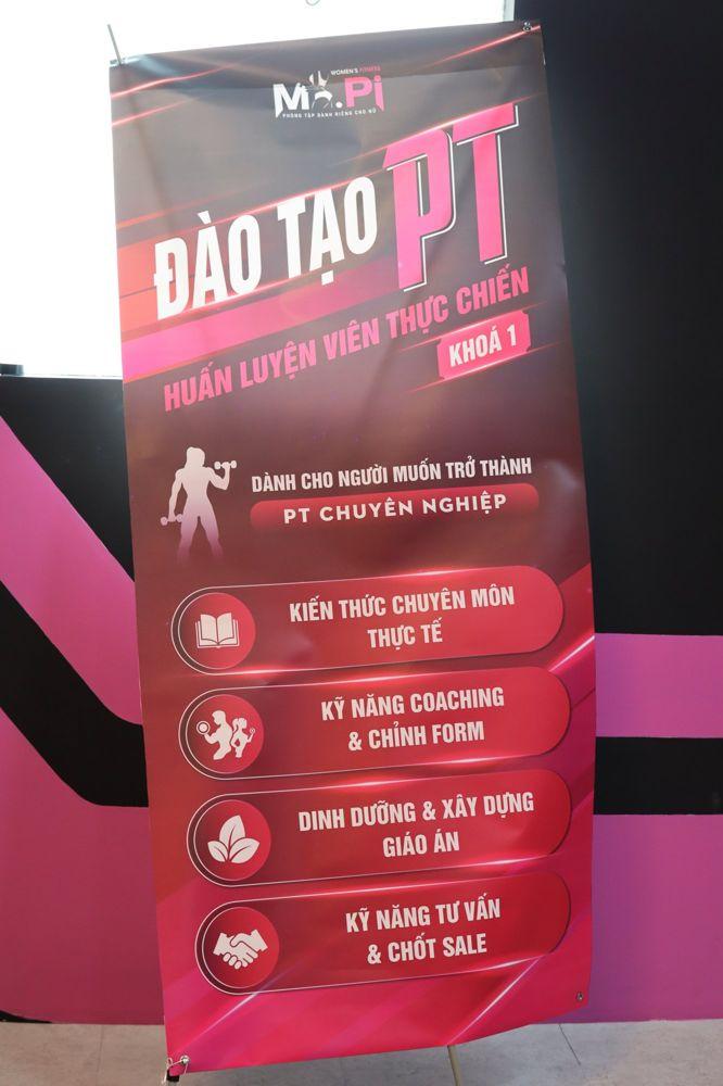 Băng rôn khoá Đào tạo PT Huấn luyện viên thực chiến của Ms.Pi